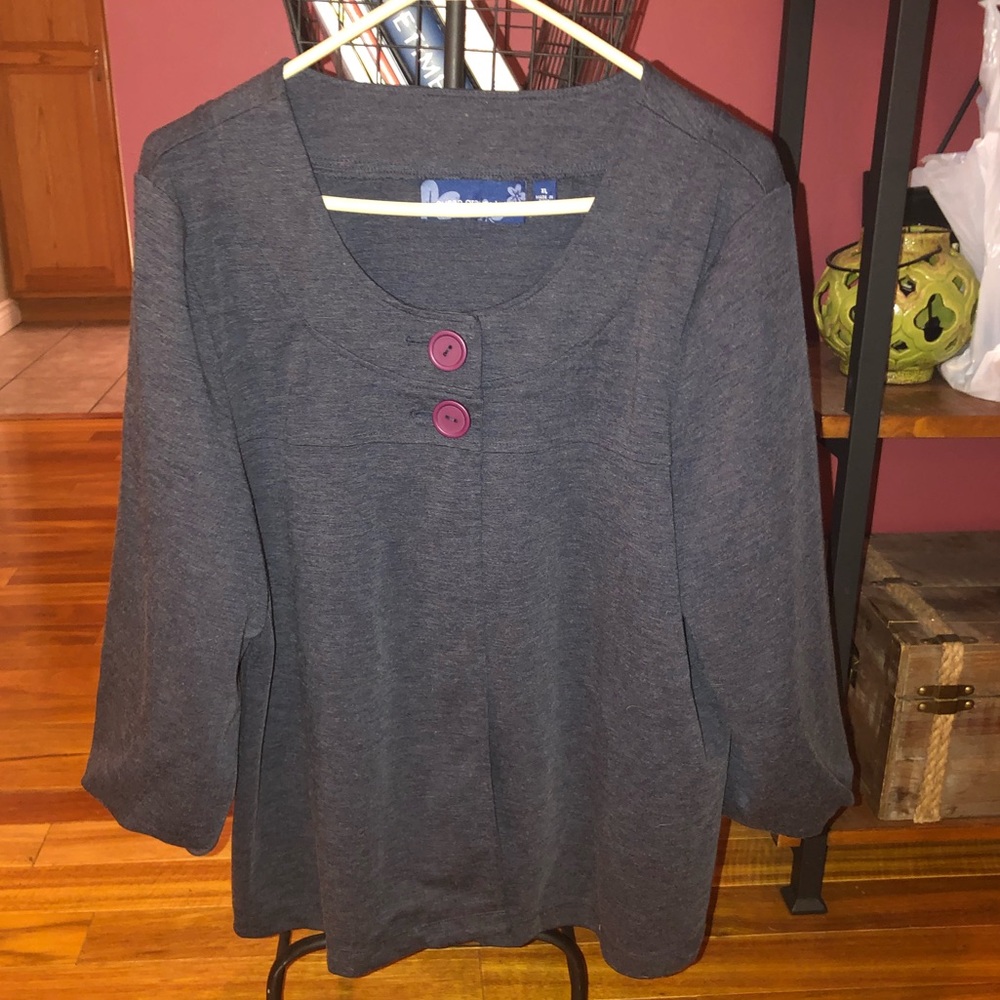 Cute knit 2 button jacket XL